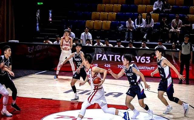 开云体育在线-SHR险胜DFM，Knight开启传奇时刻宿敌对决八强赛，锁定晋级资格