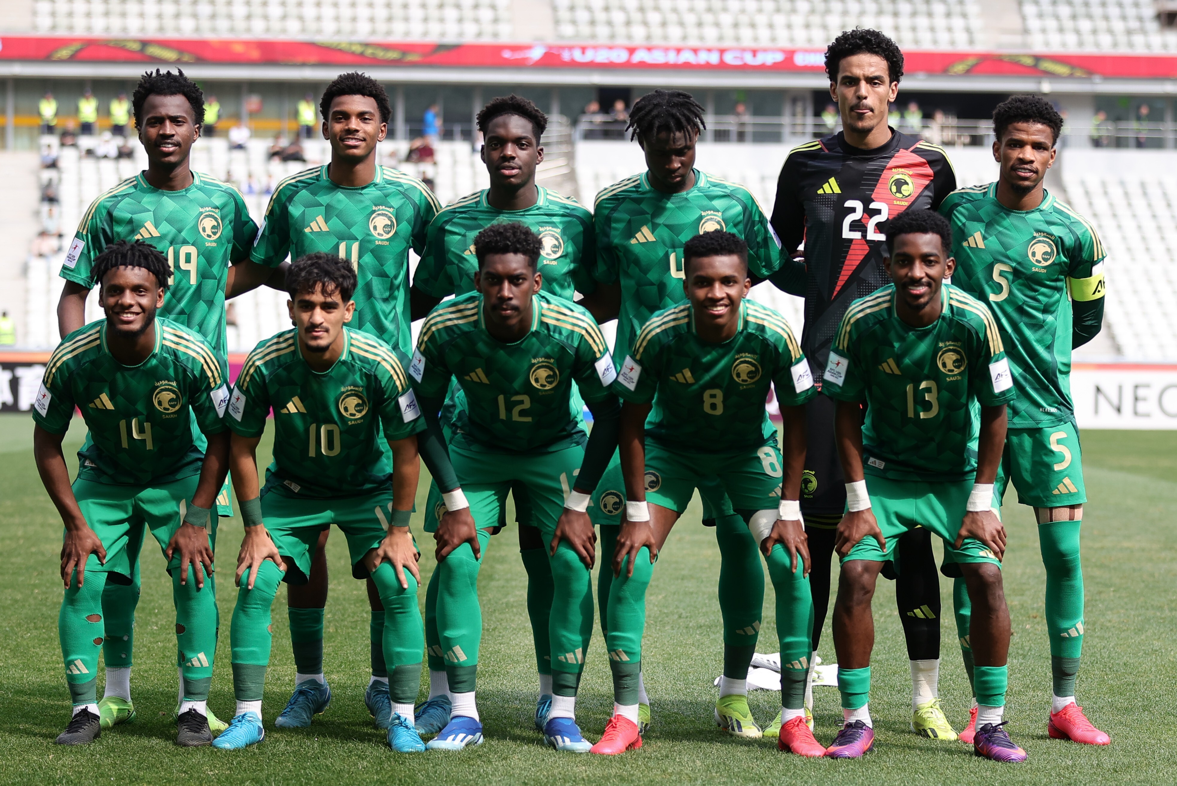 包含TL绝杀CLG,Keria团战一打五焦点之战2025世界赛,留下经典瞬间的词条 包含TL绝杀CLG,Keria团战一打五焦点之战2025世界赛,留下经典瞬间的词条