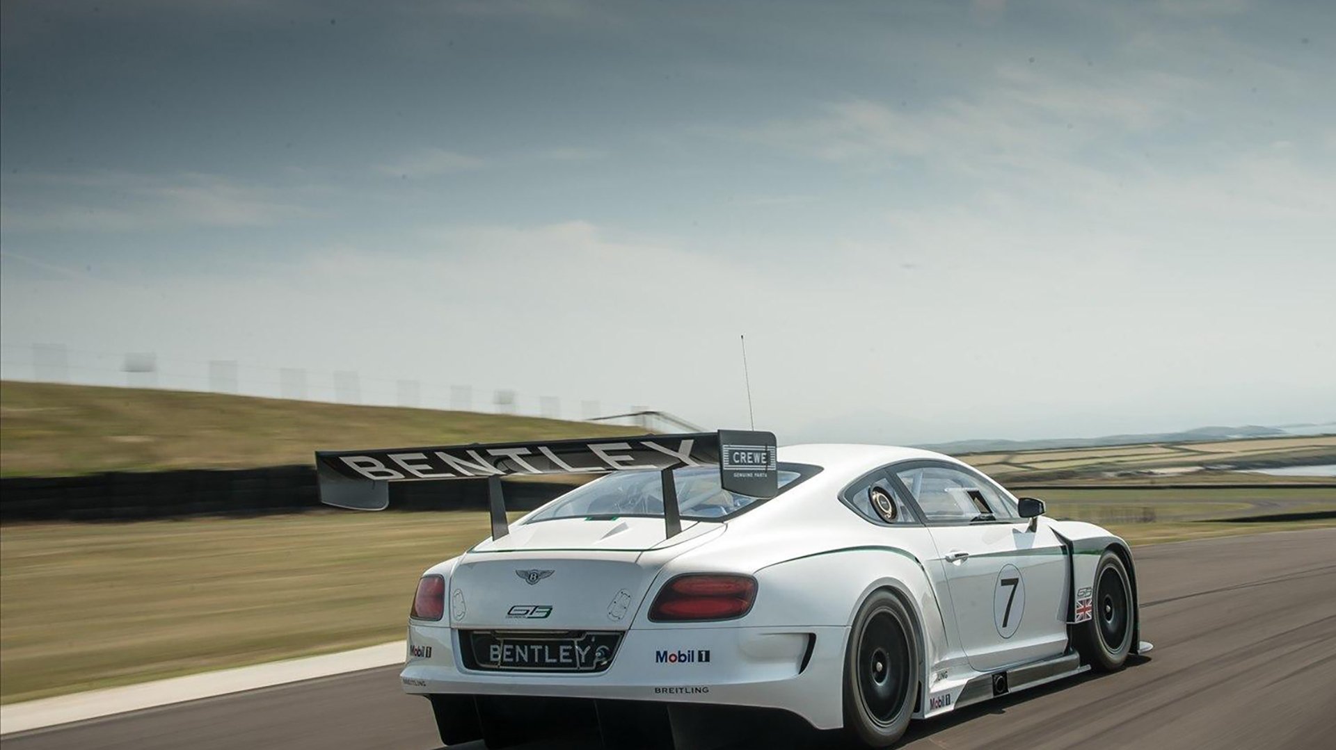 绝境狂舞！玻利维亚高原雄鹰欧冠末节奇迹，逆风撕裂摩纳哥海岸线