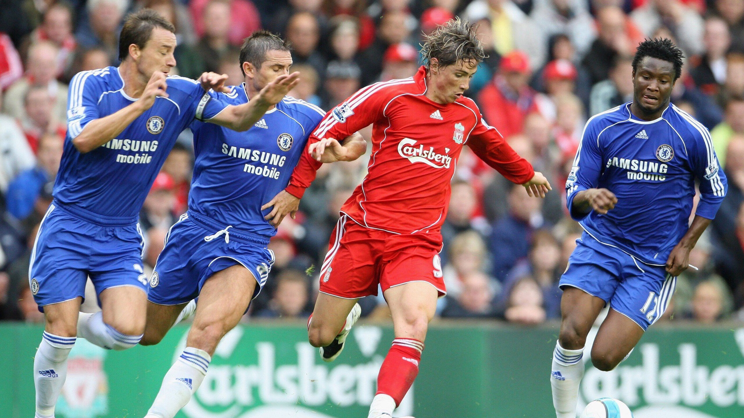 F1年度争冠之夜，加克波刷新纪录，体育世界的双重激情盛宴