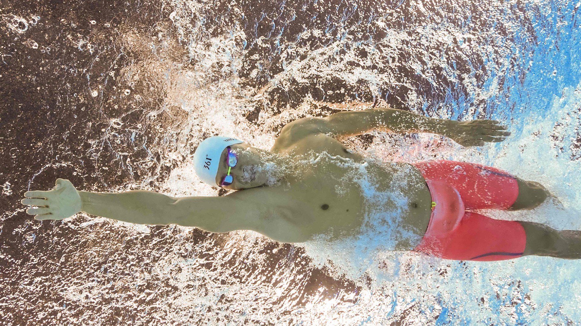 绝杀与叹息，丹麦压哨神迹背后，是日本篮球黄金一代的残酷成人礼